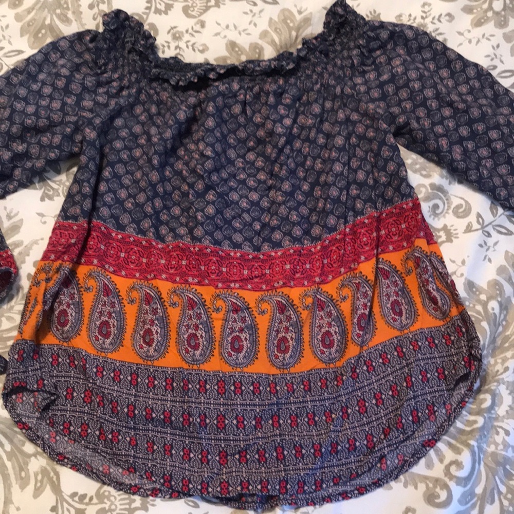 Off shoulder top size xsmall